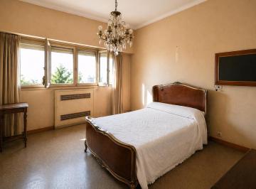 PH · 241m² · 6 Ambientes · 1 Cochera · PH en Boedo