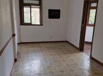 Departamento de 3 ambientes, Almagro · Impecable 3 Ambientes con Doble Balcon