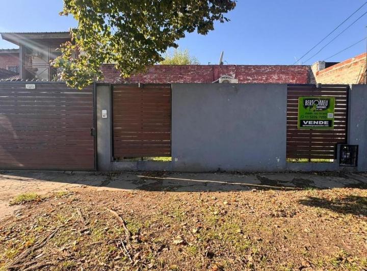 Casa · 120m² · 3 Ambientes · 2 Cocheras