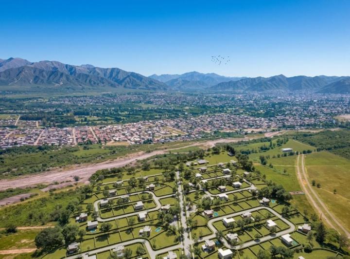 Terreno · 600m²