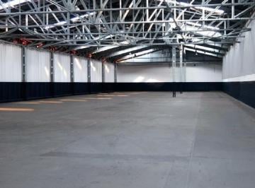 Bodega-Galpón · 1760m² · Alquiler Depósito 1.760 m² Dentro de Predio en Hurlingham