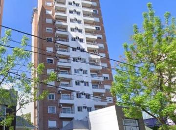 Departamento · 47m² · 2 Ambientes · 1 Cochera · Departamento con Ambientes Amplios y Muy Buena Ubicacion