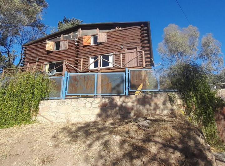 Casa · 120m² · 7 Ambientes · 3 Cocheras