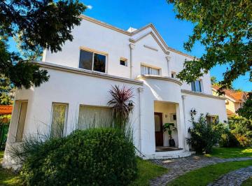 Casa · 271m² · 4 Ambientes · 1 Cochera · Casa en Venta en Haras La Caballeriza, Pilar, G. B. a. Zona Norte