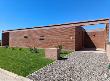 PH de 6 ambientes, Córdoba · Vendo Brisas de Manantiales Duplex de Diseño en Una Planta 2 Dorm. 2 Baños Cochera a Estrenar
