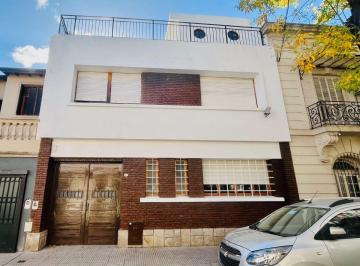 Casa de 7 ambientes, Caballito · "Excelente Estado" Casa, Pasaje Osaka 1231, Gran Jardin C/ Quincho, Terraza