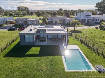 Casa · 150m² · 5 Ambientes · Casa en Venta en Area 2 San Sebastian