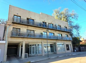 Departamento · 79m² · 5 Ambientes · Luminoso Depto en Venta | 2 Habitaciones | Bº Pellegrini