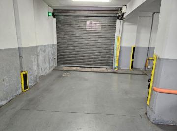 Garage , Villa Crespo · Cochera Fija y Cubierta en Villa Crespo