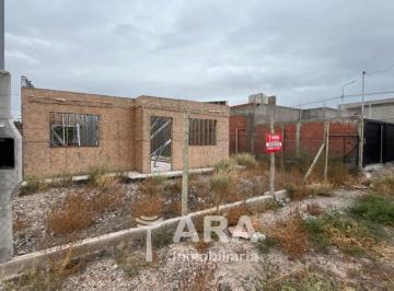 Terreno · 300m² · En Venta – Terreno con Avance de Obra | García Bayon – Neuquén
