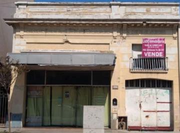 Local comercial · 550m² · 1 Ambiente · Importante Inmueble Ubicado Sobre La Calle Principal de La Ciudad