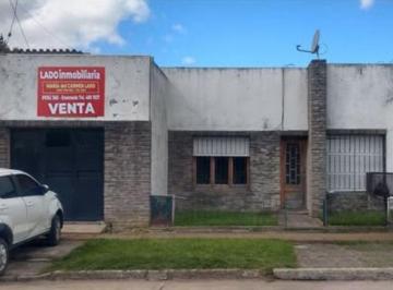 Casa · 97m² · 4 Ambientes · 1 Cochera · Casa con 316 m² Terreno, 2 Dorm. en Venta en Ensenada