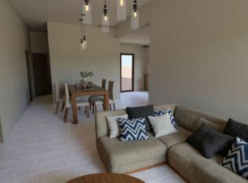 Casa de 3 ambientes, Los Corralitos · Casa con 3 Dorm. en Venta, 390 m² en Los Corralitos