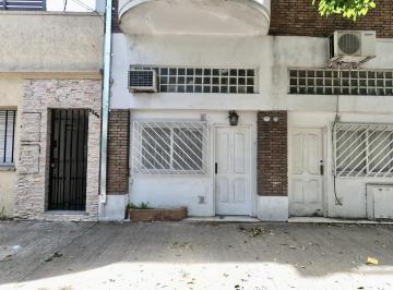 PH · 40m² · 2 Ambientes · PH en Monte Castro