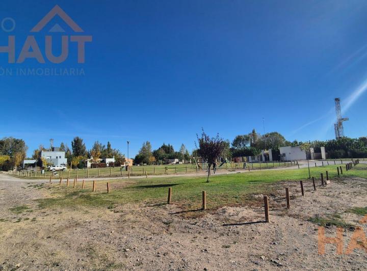 Terreno · 700m²