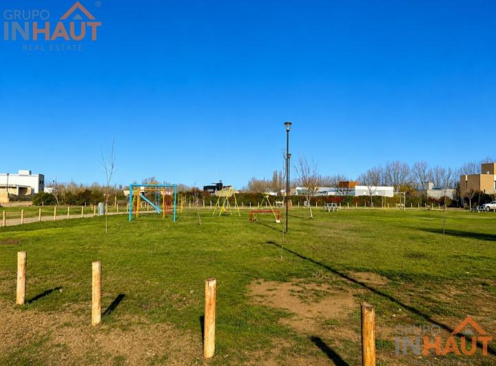 Terreno · 700m²