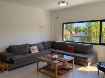 Departamento de 3 ambientes, Neuquén · Dpto. de 2 Dorm. Nivel Gerencial Amoblado con Cochera - B° Río Grande