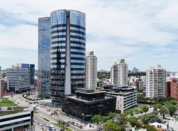 Oficina comercial · 175m² · 1 Cochera · Oficina en Alquiler en Cosmos Tower Pocitos Nuevo