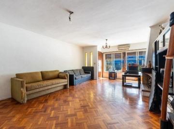 Casa · 226m² · 5 Ambientes · Casa Triplex en Venta en Martínez, San Isidro, G. B. a. Zona Norte