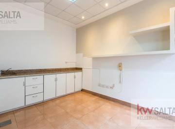 Oficina comercial · 188m² · 8 Ambientes · Oficina en Capital