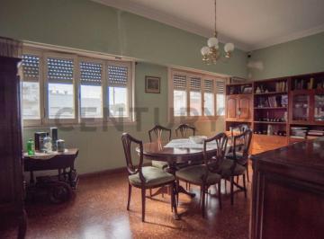 PH · 110m² · 5 Ambientes · PH en Venta 5 Ambientes en Vicente López Terrada