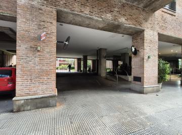 Garage · 15m² · Excelente Cochera y Baulera Fija y Cubierta en Paroissien y Libertador