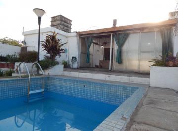 Casa de 8 ambientes, Córdoba · Casa + Depto en Parque San Vicente