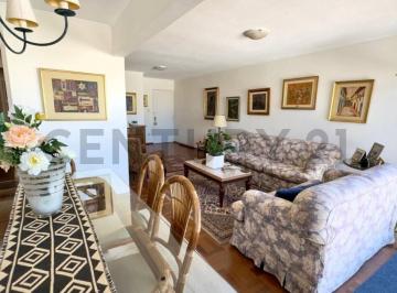 Departamento · 92m² · 8 Ambientes · 1 Cochera · Venta Apartamento Punta Carretas, Piso Alto, 3 Dor,3 Baños, Garage + Box