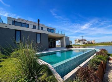 Casa · 336m² · 5 Ambientes · 2 Cocheras · Casa en Venta en Los Puentes, Nordelta, Tigre