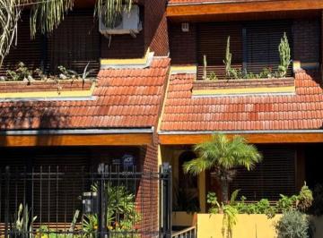 Casa de 6 ambientes, General San Martín · / Importante Casa Chalet en Lote Propio / 426 m² / 2 Plantas + Subsuelo