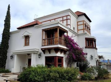 PH · 200m² · 5 Ambientes · 2 Cocheras · Departamento de Lujo a Estrenar en Villa Belgrano