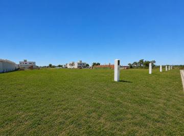 Terreno · 252m² · Lote Docta Central Fondo Norte 252 m² Apto Duplex