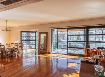 Departamento · 165m² · 4 Ambientes · 2 Cocheras · Venta Departamento 4 Ambientes con Dependencia, Cochera Doble y Baulera en Caballito Sur