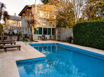 Casa de 4 ambientes, Ezeiza · Casa 4 Ambientes en Venta en Barrio Links con Pileta, Quincho y Parque