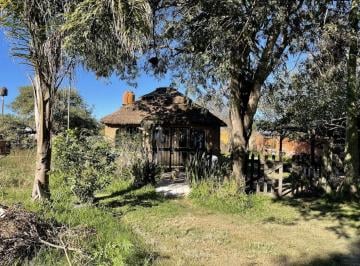 Quinta vacacional · 50m² · 1 Dormitorio · 1 Cochera · Cabaña Cerca del Rio en Arroyo Leyes