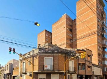 Casa de 8 ambientes, Ciudad de Santa Fe · Increible Oportunidad de Propiedad en Una Ubicacion Espectacular