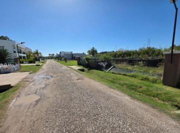 Terreno , Berisso · Venta de Terreno en Barrio Cerrado “villa El Tala” Berisso.