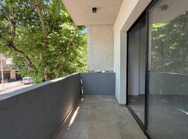 Alquiler - Dpto Monoambiente + Balcon