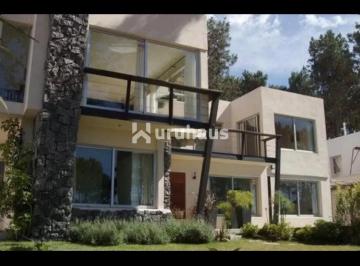 Foto1 · Oportunidad Vendo Casa en Montoya 5 Dorm + Servicio. Excelente Opcion en Lugar de Pleno Crecimiento