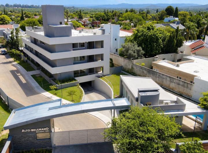 Departamento · 140ha · 4 Ambientes · 1 Cochera