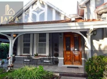 Casa · 20m² · 7 Ambientes · 2 Cocheras · Casa en Quilmes