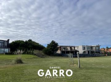 Terreno · 854m² · Lote en Venta en Barrio Ecuestre, Costa Esmeralda.