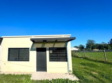 Casa · 50m² · 3 Ambientes · 1 Cochera · Casa en Matheu
