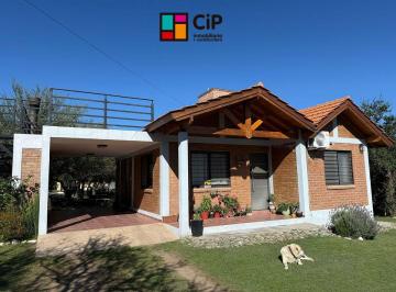 Casa de 3 ambientes, Carpintería · Casa + Piscina en Brisas Serranas en Carpinteríaa m de Bv. Paso de Las Carretas
