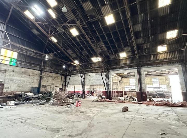 Depósito · 5000m²