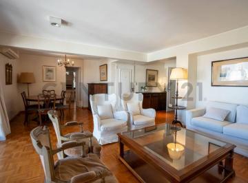 Departamento · 142m² · 4 Dormitorios · 2 Cocheras · Piso de Cuatro Dorm. y Dos Cocheras