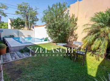 Casa · 149m² · 5 Ambientes · 2 Cocheras · Casa en Venta: Sobre Calle Macias, Ciudad Jardín