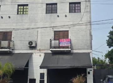 Local comercial , La Plata · Oportunidad Unica Venta en Bloque de 2 Locales Sala de Elaboracion Cocheras Varias 2 Duplex y Salon