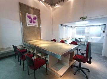 Oficina comercial · 191m² · 4 Ambientes · Amplia Oficina
