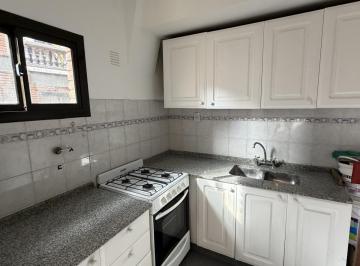Departamento · 55m² · 3 Ambientes · Alquilo Departamento Amplio Luminoso y con Seguridad